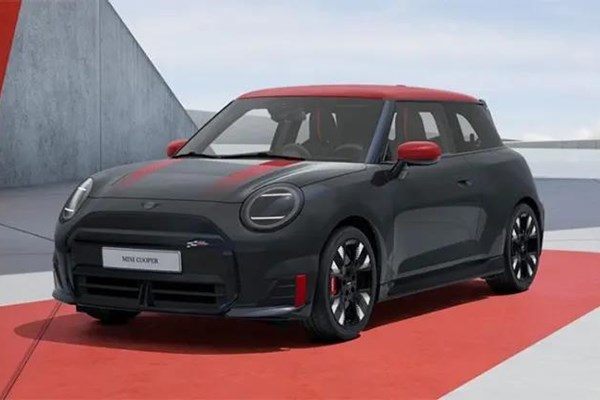 MINI John Cooper Works.